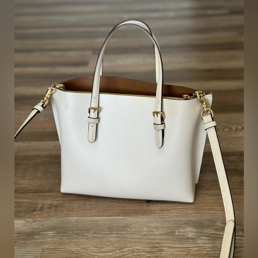 Coach purse - Picture 10 of 15